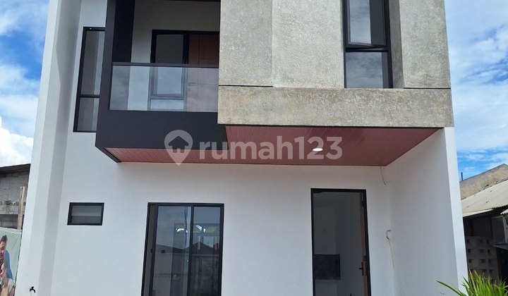 Rumah Baru 2 Lantai di Pamulang, Area Dekat Stasiun Rawabuntu