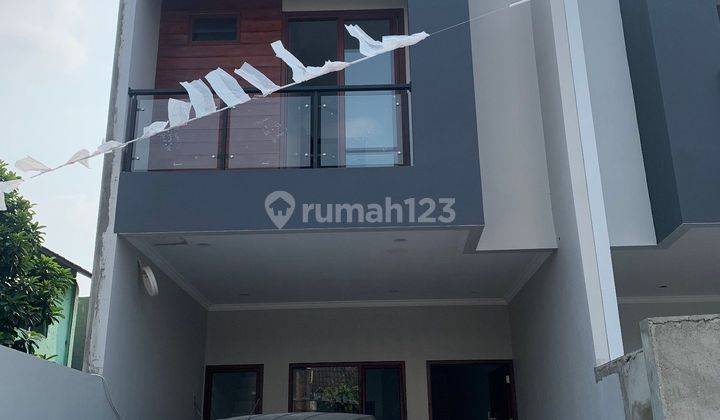 Rumah Murah 2 Lantai Strategis 5 Menit Ke Jl. Raya Pasar Minggu 1