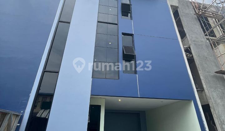 Rumah 3,5 Lantai Siap Huni di Condet Jakarta Timur, Free Biaya2