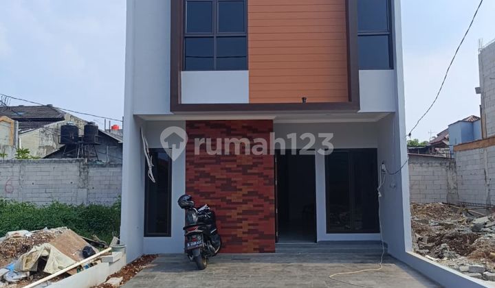 Promo Free Biaya2! Rumah 2 Lantai di Pondok Kelapa Jakarta Timur