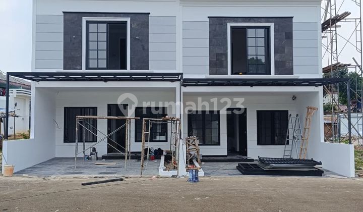 Rumah Mewah 3 Lantai+Rooftop di Lenteng Agung, Jakarta Selatan