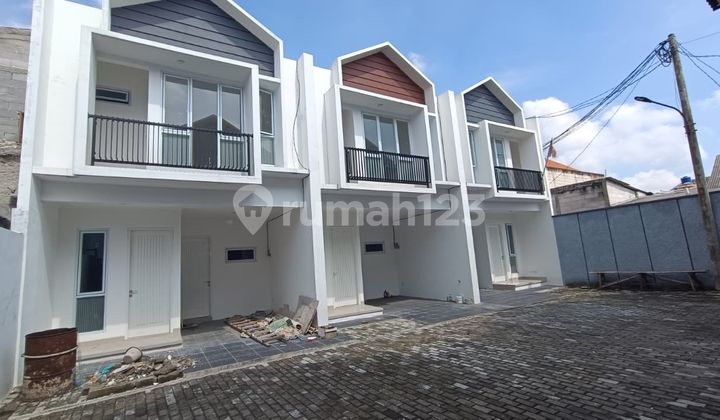 Rumah Murah Jatiwaringin Siap Huni, Dekat Tol & LRT Jatibening Rumah Murah Jatiwaringin Siap Huni, Dekat Tol & LRT Jatibening