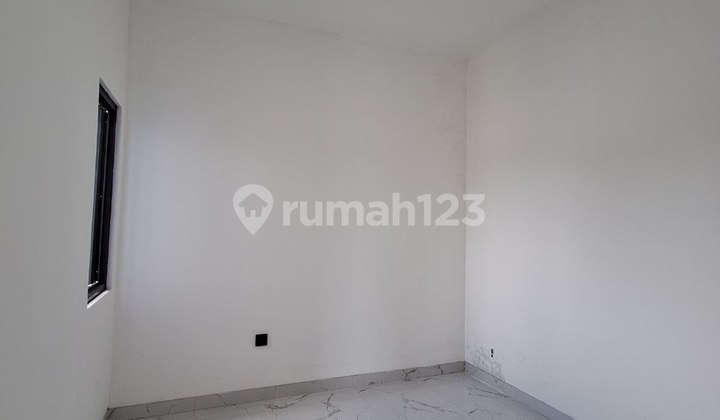 Rumah Baru 2 Lantai di Pamulang, Area Dekat Stasiun Rawabuntu