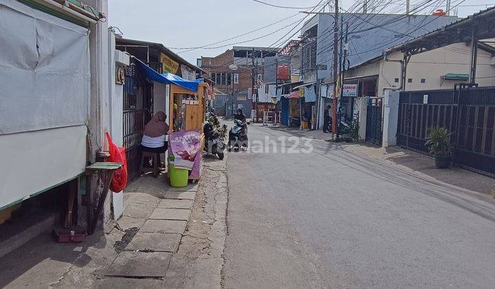 Disewakan Rumah Untuk Usaha Strategis Jalan Besar di Jatiwaringin 1