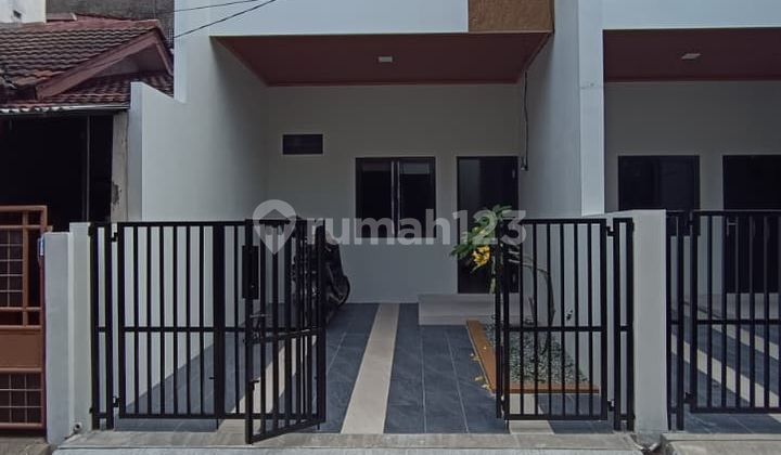 Rumah 2 Lantai Dalam Perumahan Galaxy Siap Huni, Dekat Tol & LRT
