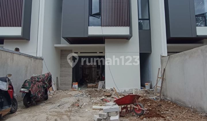 Rumah 2 Lantai Siap Huni Promo Free Biaya2 Dekat LRT Jatibening 2