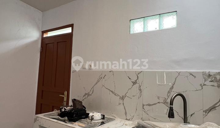 Rumah Full Renovasi 700Jt-An di Jatiwaringin Dekat LRT Jatibening 2