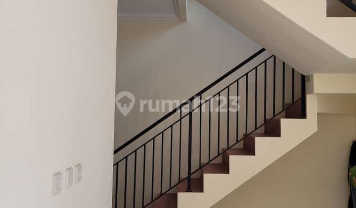 Rumah 2 Lantai Siap Huni di Kodau Bekasi Kota, harga 875Jt NEGO 2