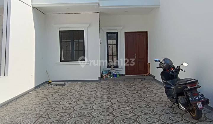 Rumah 2 Lantai di Jatimakmur Siap Huni Dekat Pintu Tol Jatibening 2