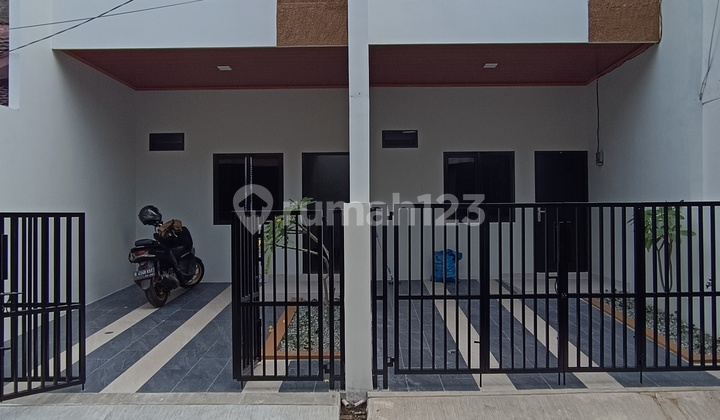 Rumah Siap Huni Dalam Perumahan Galaxy Bekasi Selatan, bisa KPR