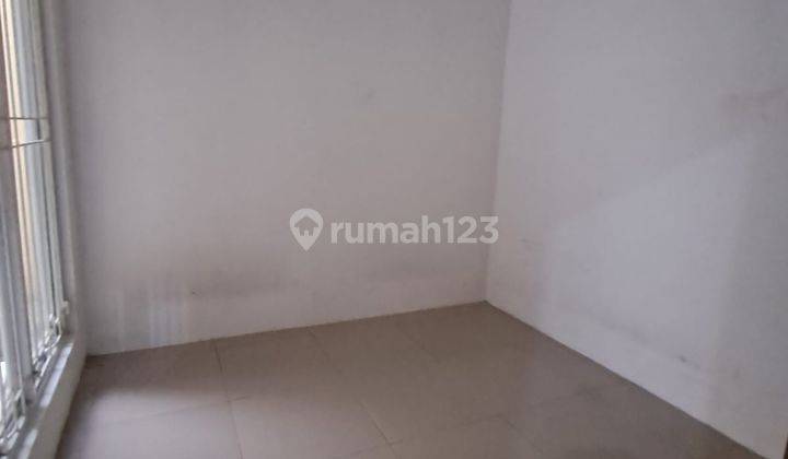 Disewa rumah bagus dan nyaman di New Royal Residence 2