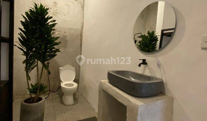 FOR LEASE BAR/RESTAURANT INCLUDE NICE HOUSE 6