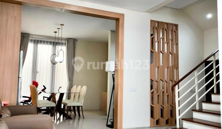 Rumah Mewah Murah Di Citraland Surabaya Barat. Full Furnish.