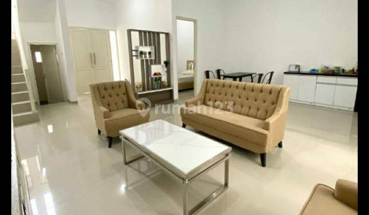 Rumah baru full furnish di babatan wiyung surabaya barat 1