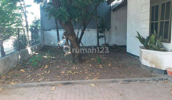 Rumah besar luas di taman pinang pondok mutiara sidoarjo. Boleh utk kantor. Dekat exit tol. 2