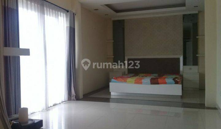 Rumah Full Furnish Cantik Di Pakuwon City Surabaya Timur 1