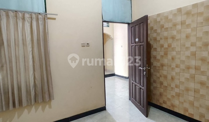 Rumah 2lantai Siap Huni Di Ketintang Surabaya Selatan