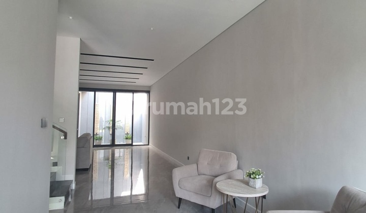 Rumah Mewah Murah Baru Gress Di Citraland Surabaya Barat 2