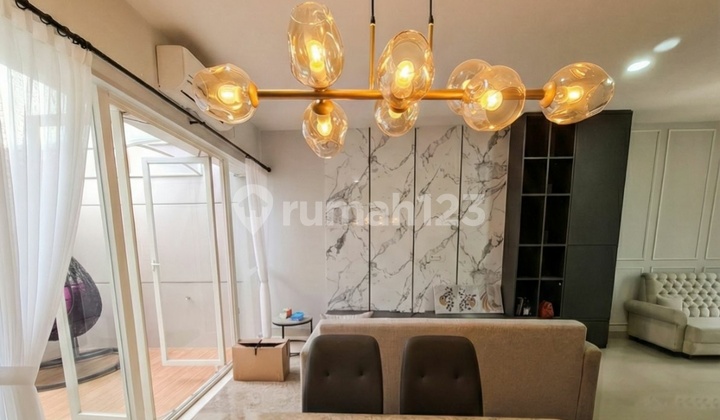 Affordable 2-Story Fully Furnished Beautiful House in Grand Harvest Kebraon West Surabaya Near Wiyung 2