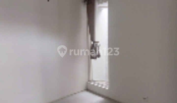 Affordable Ready-to-Occupy House in Citraland West Surabaya