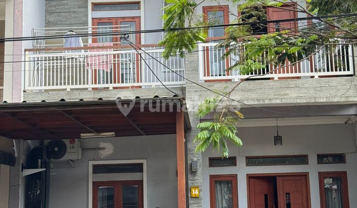 Rumah Lux 2 Lantai Di Komplek Bumi Panyawangn Dekat Kampus Unpad