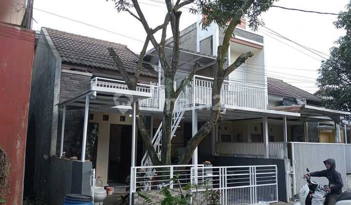 Newly Renovated Mezzanine House in Panyawangan Complex Near the Toll Road. 2