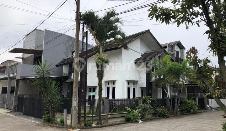 Rumah Hook di Dalam Cluster Margahayu Taman Persada Metro