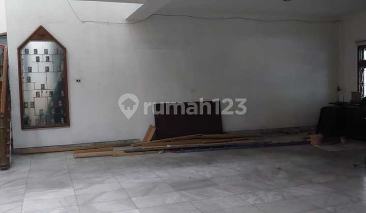 Disewakan Rumah Luas di Daerah Muara Karang 2