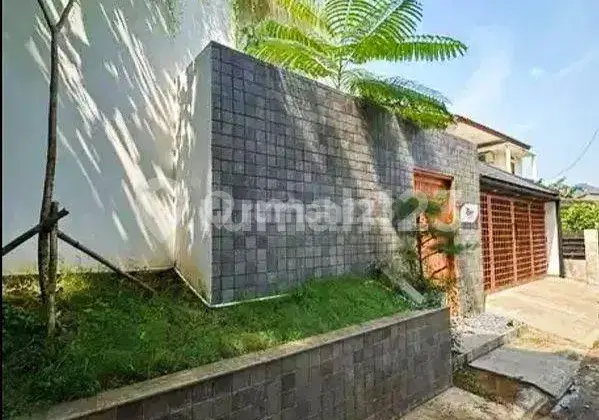 Jual Rumah Konsep Jepang 2 Lantai Rapi Siap Huni 1