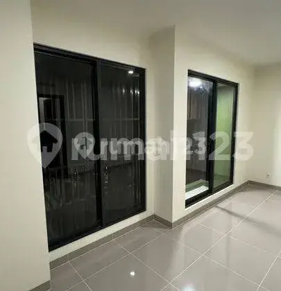 Jual Rumah Gading Serpong Attic 3 Lantai Leonora At Symphonia 2