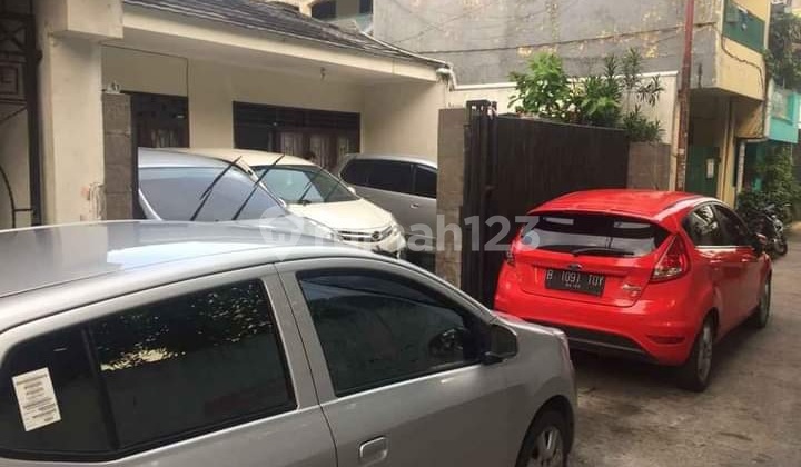 Rumah dekat Binus Anggrek. Cocok untuk rumah/kantor/kost/koskosan 1