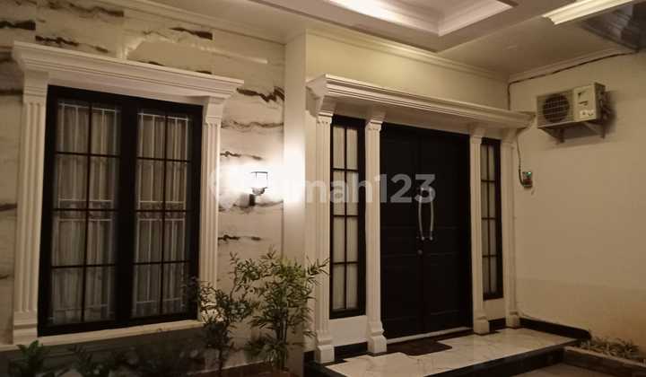 NICE HOUSE IN JAGAKARSA, SOUTH JAKARTA 2