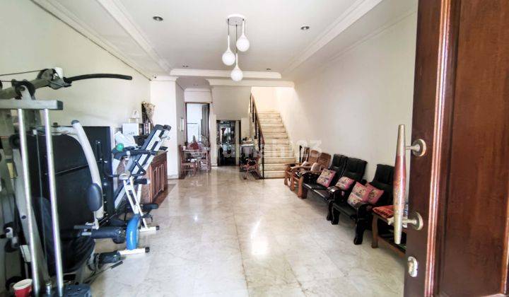 Rumah 2 Lantai Bagus di Salihara Town House, Pasar Minggu Jakarta Selatan 2