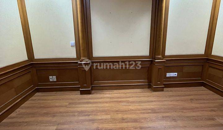 Ruang Kantor di Sudirman Jakarta Selatan 2