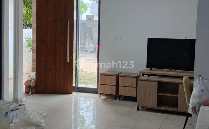 Rumah 2 Lantai di Jl. Boulevard Bintaro Jaya
 , Tangerang Selatan 2