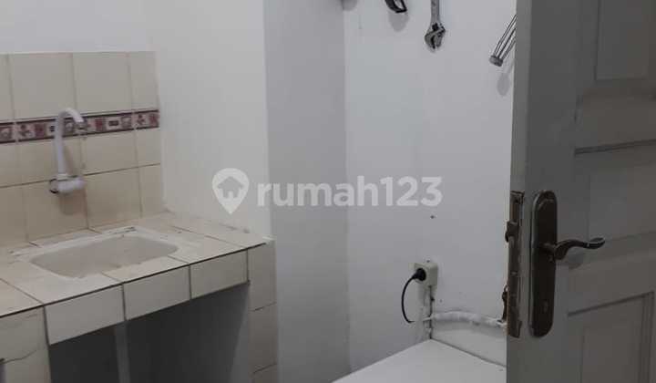 Ruko di Pejaten Raya Jakarta Selatan Sebelah Republika 2