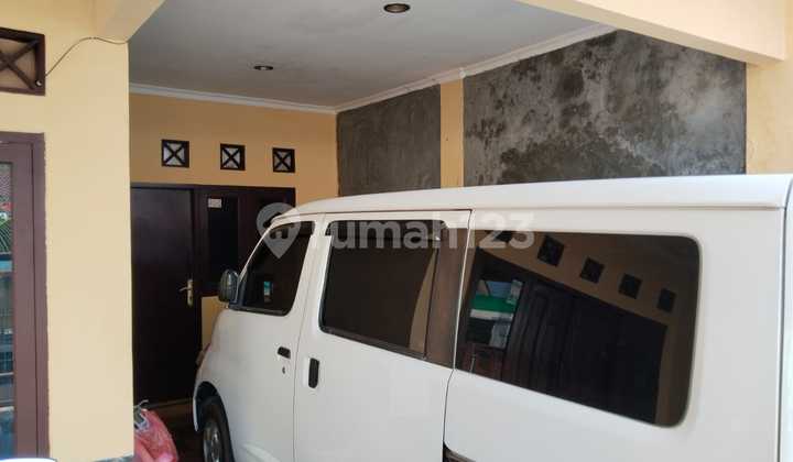 RUMAH BAGUS SIAP HUNI DI KOMPLEK DPR KEDOYA 2