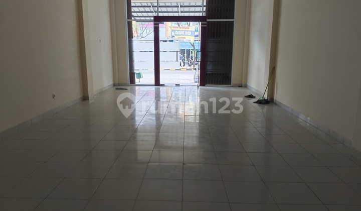 Dijual/disewa Ruko Cbd Ciledug, Jl. Hos Cokroaminoto, Karang Tengah, Kota Tangerang, Banten, Indonesia