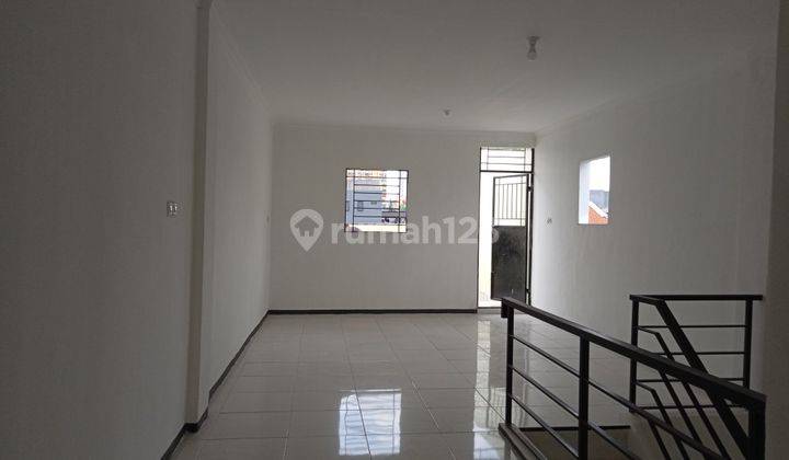 Disewa Rumah Brand New Dalam Gang @Angke Selatan SHM 8