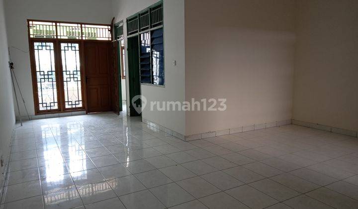 Disewa Cepat Rumah Cocok U/Online Shop
Jembatan Lima 3 Lantai Timur 5