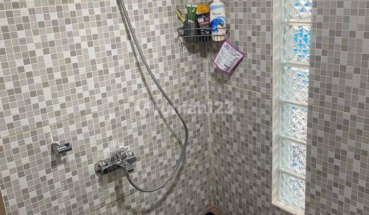 Dijual Murah Rumah Hook 2,5 Lantai Terawat Siap Huni Di Dekat Jalan Jatiwaringin Raya Jaticempaka Jatiwaringin Pondokgede Bekasi Lingkungan Asri Aman Nyaman Tidak Banjir Akses Jalan Lebar 2 Mobil Strategis Dekat Perkantoran Jatiwaringin  20