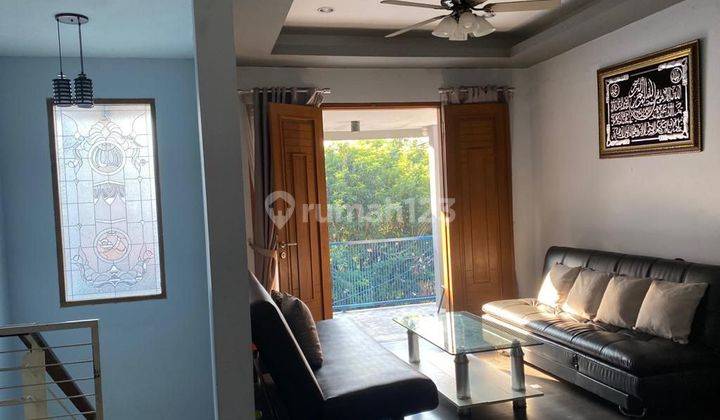 Dijual Murah Rumah Hook 2,5 Lantai Terawat Siap Huni Di Dekat Jalan Jatiwaringin Raya Jaticempaka Jatiwaringin Pondokgede Bekasi Lingkungan Asri Aman Nyaman Tidak Banjir Akses Jalan Lebar 2 Mobil Strategis Dekat Perkantoran Jatiwaringin  28