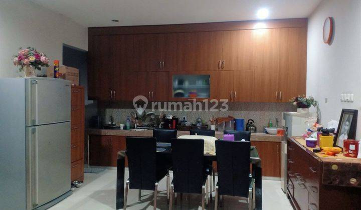 DIJUAL MURAH Rumah Minimalis Modern 2 Lantai Full Furnished Siap Huni Di Jatibening Baru Pondokgede Bekasi Strategis Dekat Tol Becakayu Kalimalang Dekat Stasiun LRT CITY Kapin Pinggir Jl Raya Cocok Buat Usaha Aman Tidak Banjir 