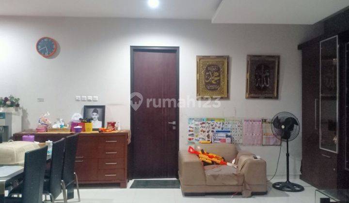 DIJUAL MURAH Rumah Minimalis Modern 2 Lantai Full Furnished Siap Huni Di Jatibening Baru Pondokgede Bekasi Strategis Dekat Tol Becakayu Kalimalang Dekat Stasiun LRT CITY Kapin Pinggir Jl Raya Cocok Buat Usaha Aman Tidak Banjir 