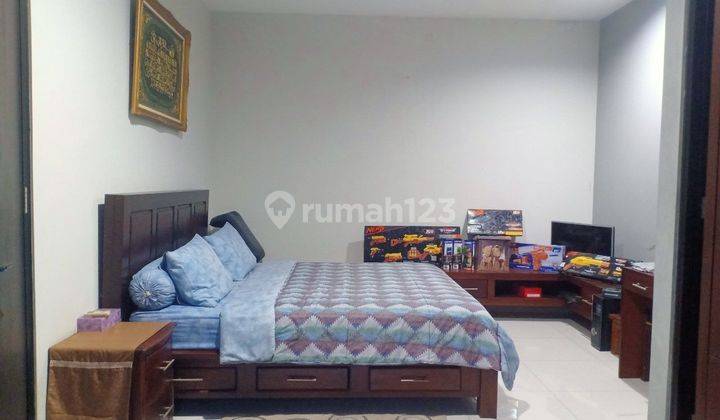 DIJUAL MURAH Rumah Minimalis Modern 2 Lantai Full Furnished Siap Huni Di Jatibening Baru Pondokgede Bekasi Strategis Dekat Tol Becakayu Kalimalang Dekat Stasiun LRT CITY Kapin Pinggir Jl Raya Cocok Buat Usaha Aman Tidak Banjir 