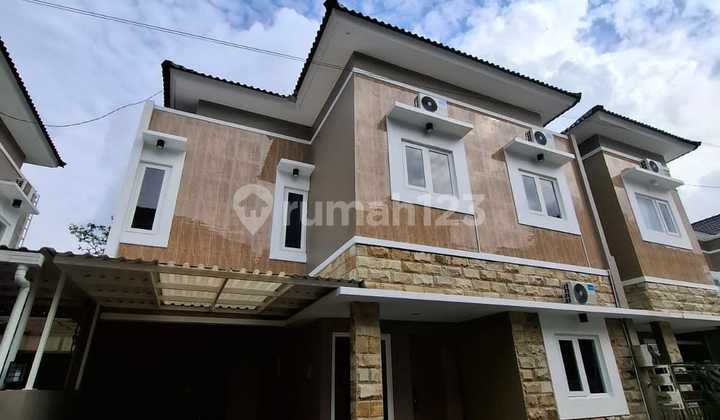 Rumah Dalam Perumaha Jogja Utara Rumah Dalam Perumaha Jogja Utara