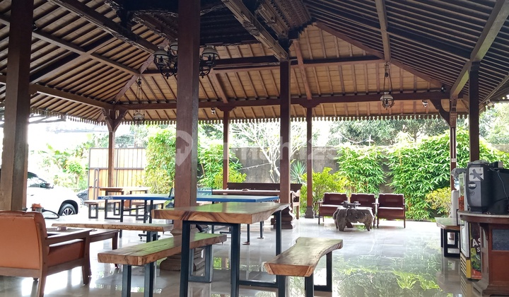 Rumah dan Ruang Usaha Cocok Buat Guest House di Yogyakarta Rumah dan Ruang Usaha Cocok Buat Guest House di Yogyakarta