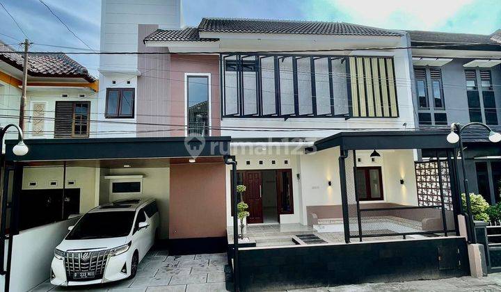 Rumah Cantik di Jalan Damai  1