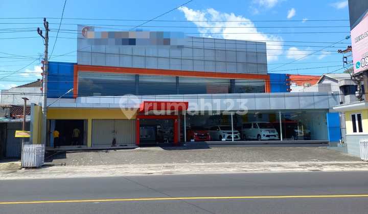 Showroom Mobil Jogja Timur Showroom Mobil Jogja Timur