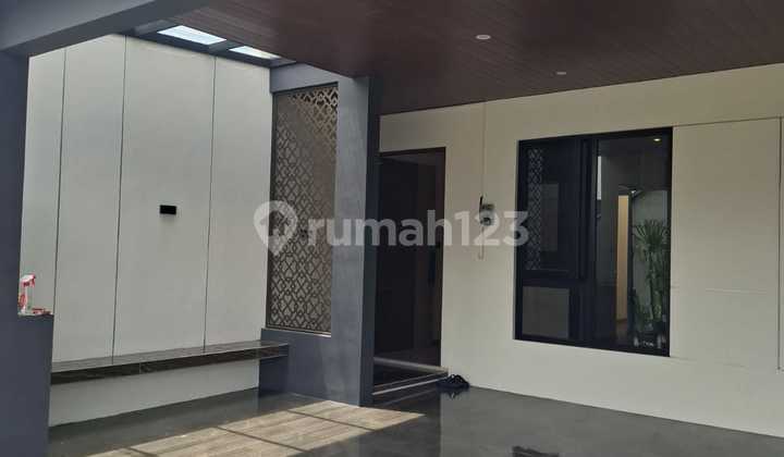 Rumah Fully Furnished Bagus